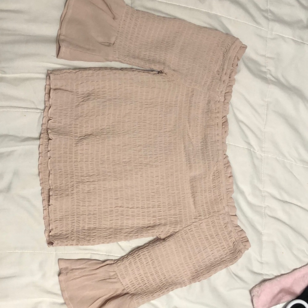 Kendall & Kylie off the shoulder crop top